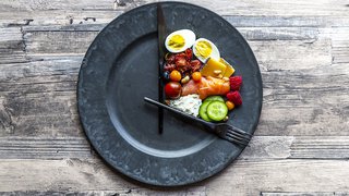 9 diet fads to try (or skip completely) in the new year