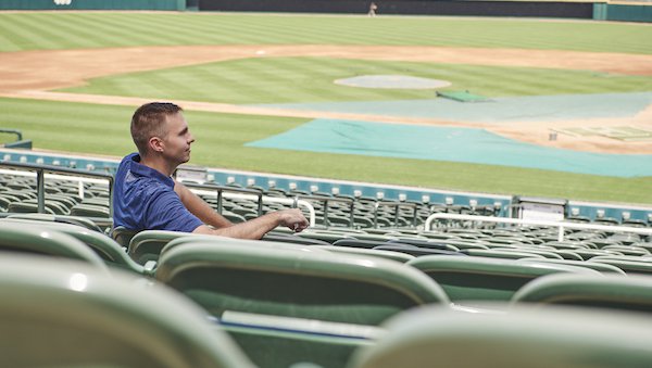 Frisco RoughRiders exec stares down thyroid cancer with help of his UT Southwestern 'team'