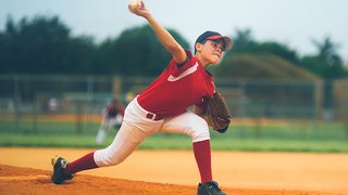 UCL injuries on the rise, from Little League to the major leagues