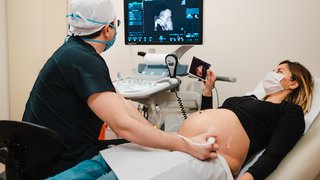 New and expecting moms: Don’t skip these health visits during the pandemic