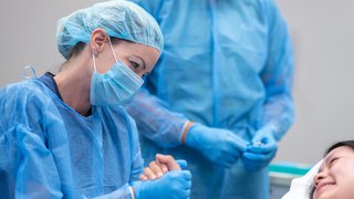 Do-it-yourself doula: Tips to choose the best labor support person