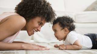 How does sickle cell disease affect pregnancy?