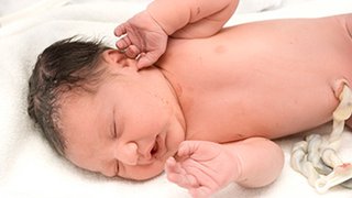 Should I bank my baby’s umbilical cord blood?