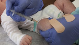 What parents should know about newborn tests and vaccinations