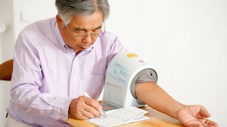 5 tips for taking your blood pressure at home