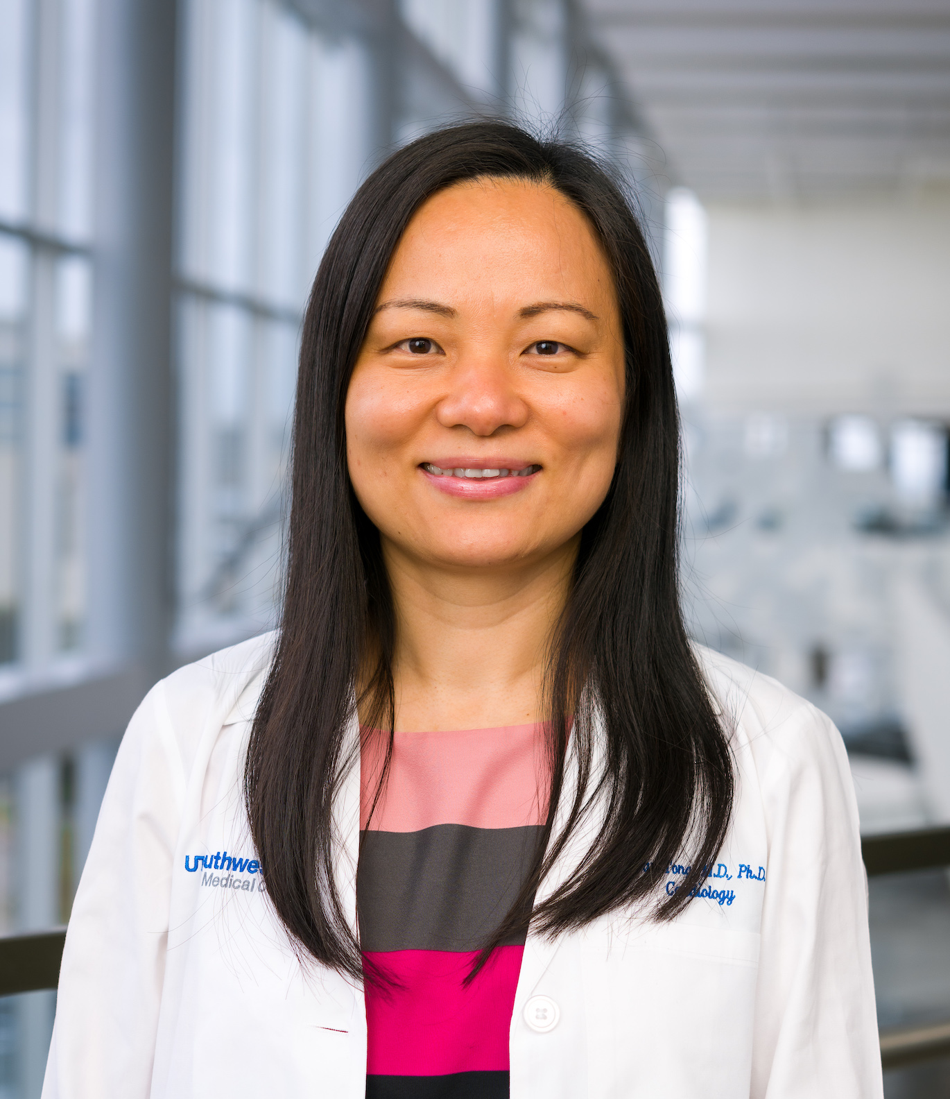 Dr. Dan (Amanda) Tong