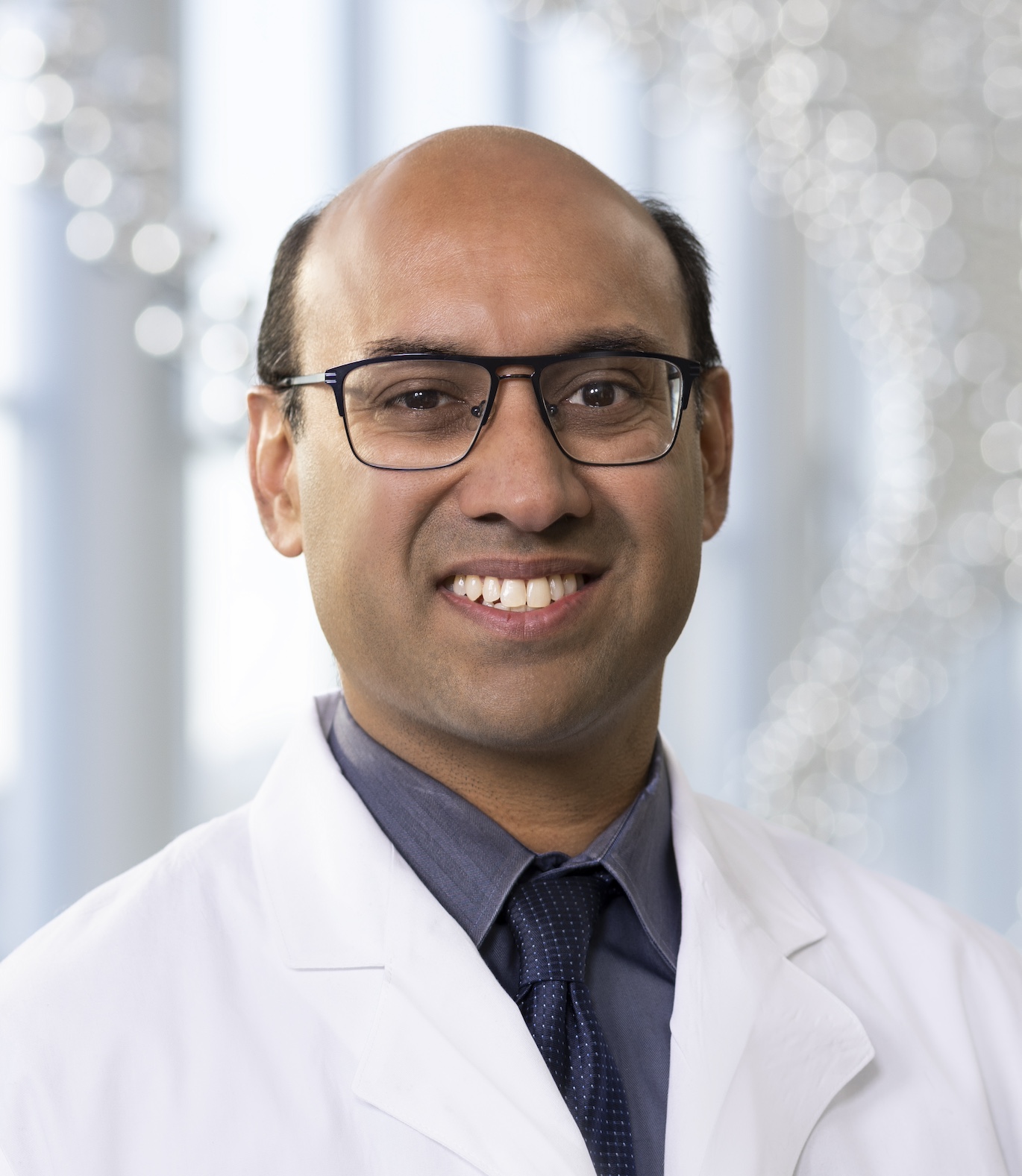 Dr. Anand Rohatgi