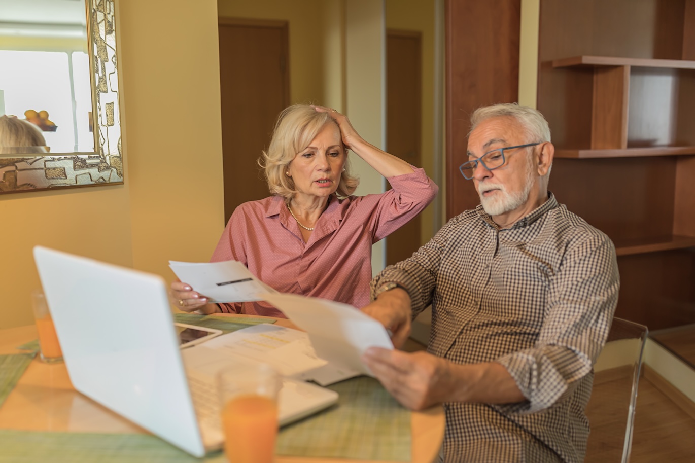 Seniors paying bills online